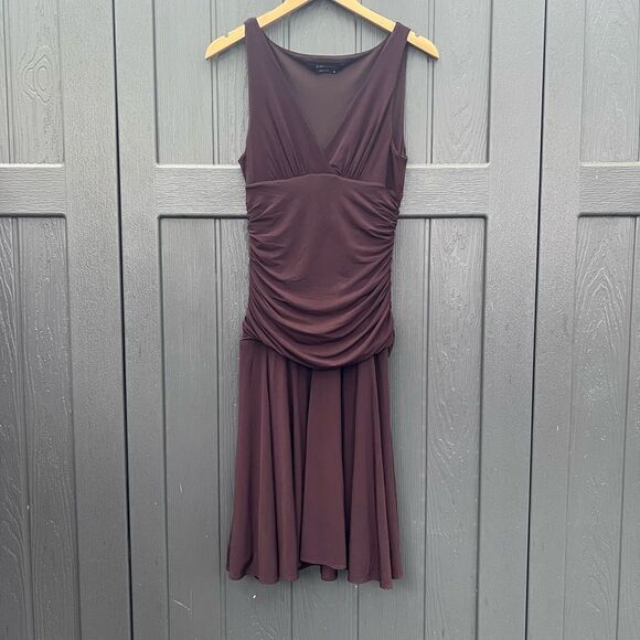 BCBGMaxAzria Black V Neck Ruched Sleeveless Midi Dress size M - Picture 1 of 6